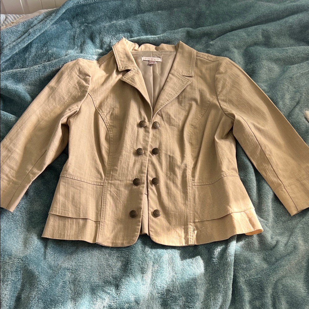 Roz & Ali Beige Double-Breasted Blazer
